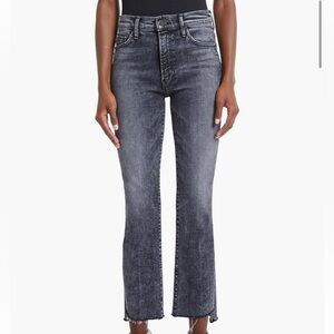 MOTHER - The Insider Crop Step Fray Jeans